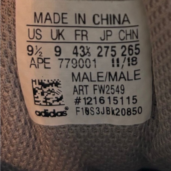 Adidas Yeezy Boost 700 V2 Inertia size 9.5 - Picture 9 of 9